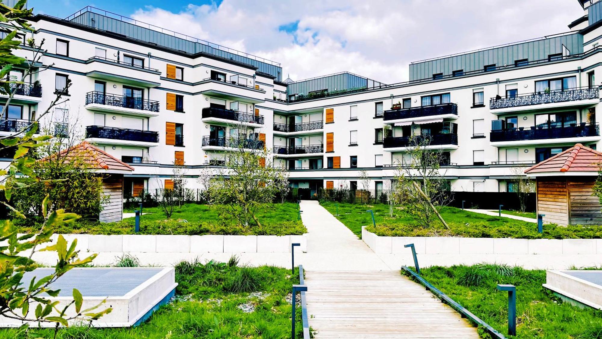 Le Lion D'Or - Parking - Netflix - Wifi - Nerf Lejlighed Bussy-Saint-Georges Eksteriør billede