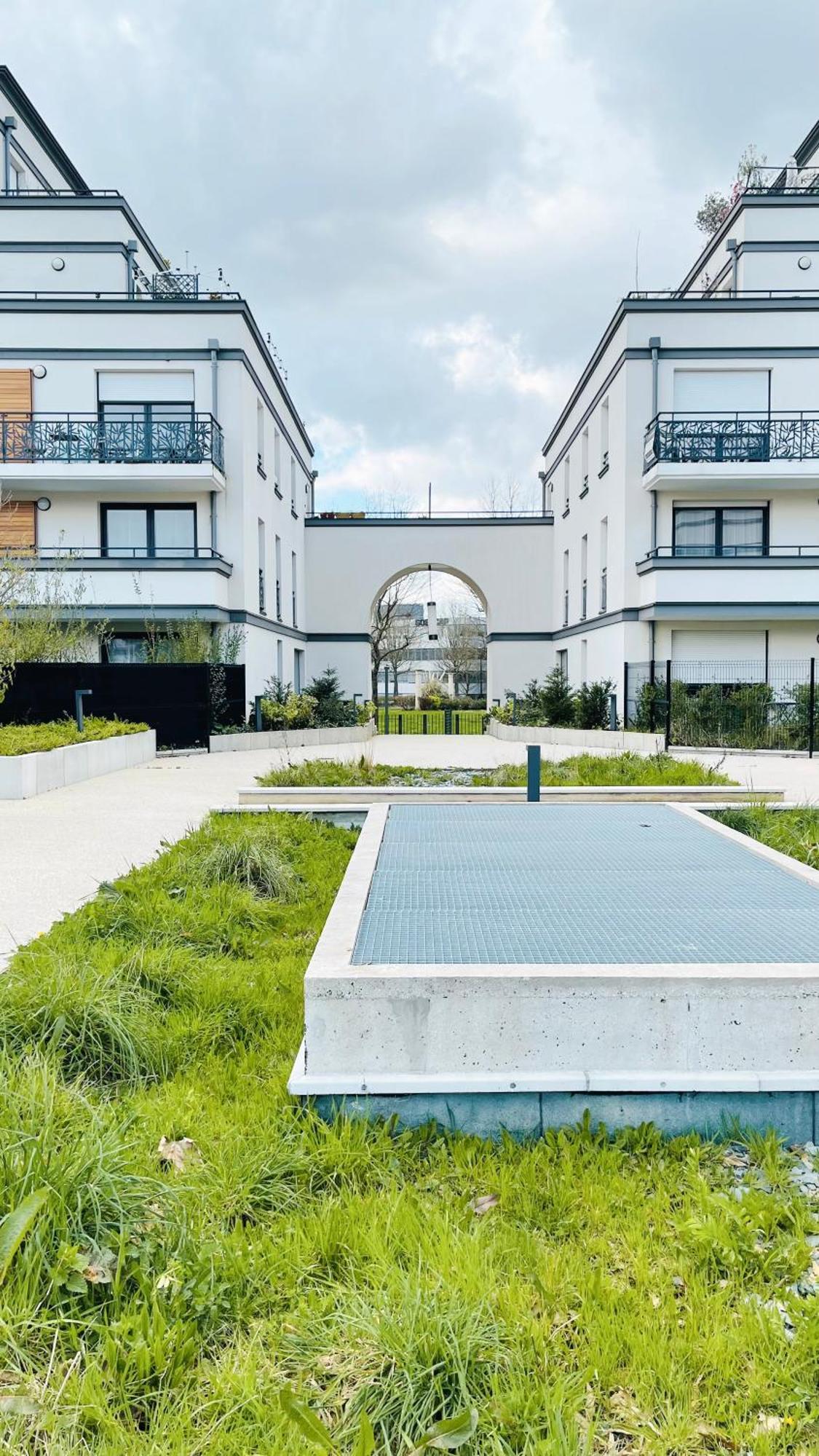 Le Lion D'Or - Parking - Netflix - Wifi - Nerf Lejlighed Bussy-Saint-Georges Eksteriør billede